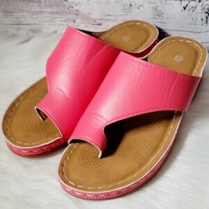 Women's Pink Slip-On Summer Sandals Very Comfortable Size 8